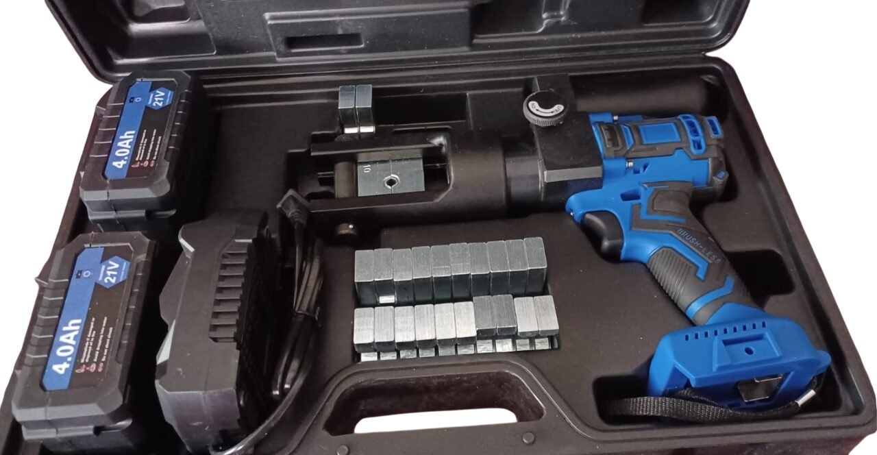 Battery Operated Portable Crimping Tool with Battery Electric Hydraulic Pliers 10-300mm² SE-YQK-E300 - Image 3